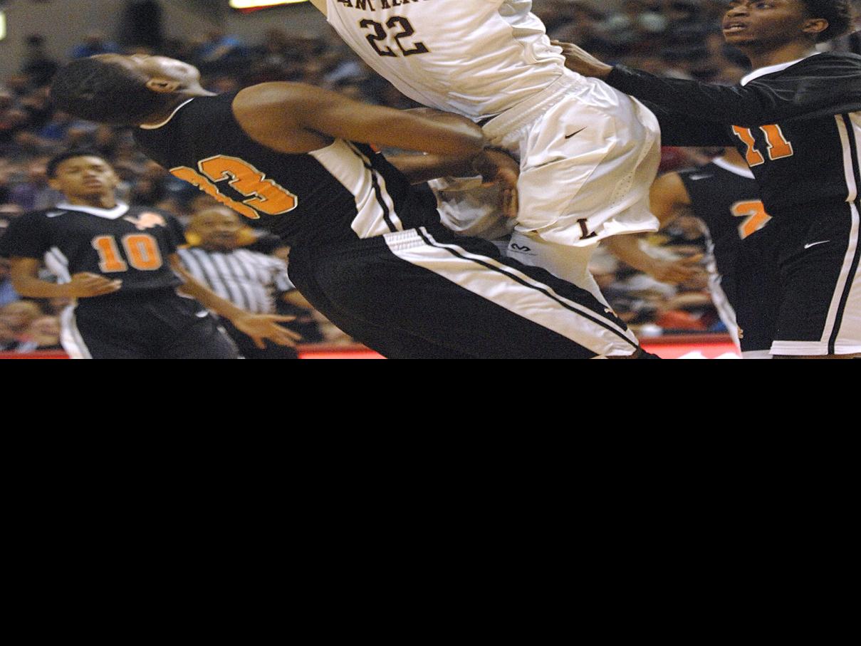 Perry S 3 Pointer Makes Leroy The State Champion High School