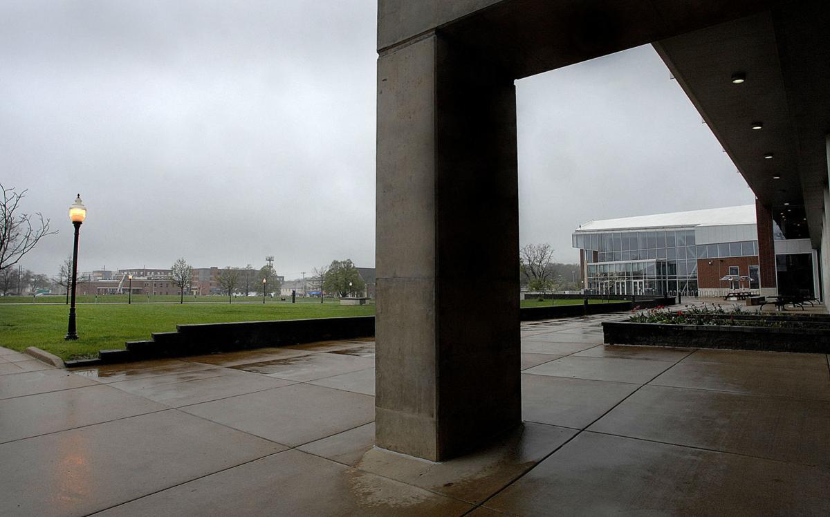 Illinois State University Suspends Residence Hall Project Other