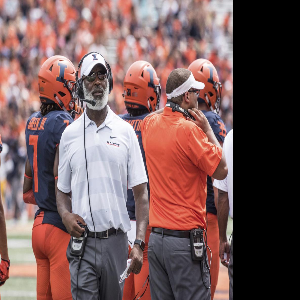 Illini Promised Improvement This Season Instead They Re Stuck In