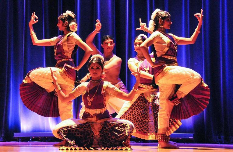 bharatanatyam dance group