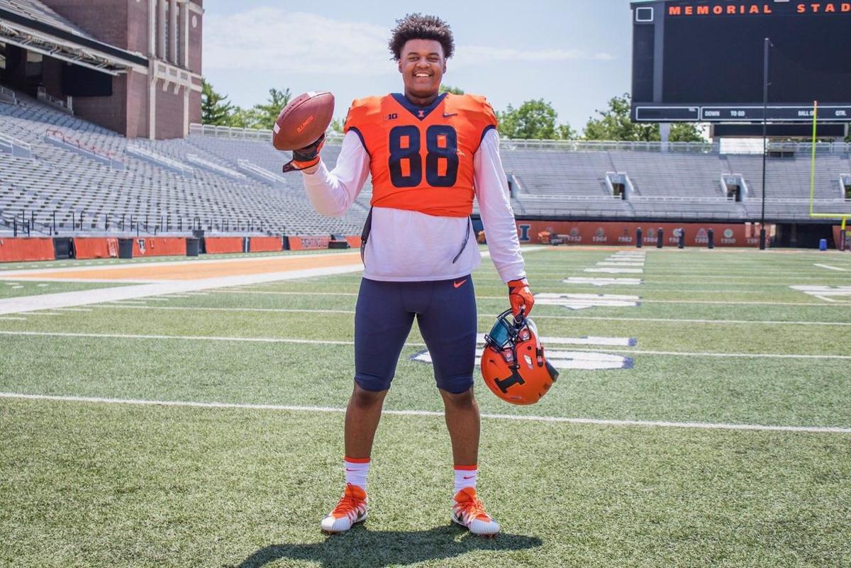 Randolph Jr Goes From Hooper To Illini Football Signee Sports