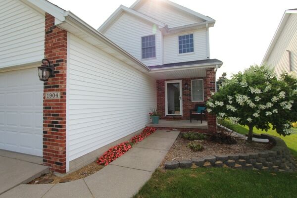 4 Bedroom Home in Bloomington - $194,900