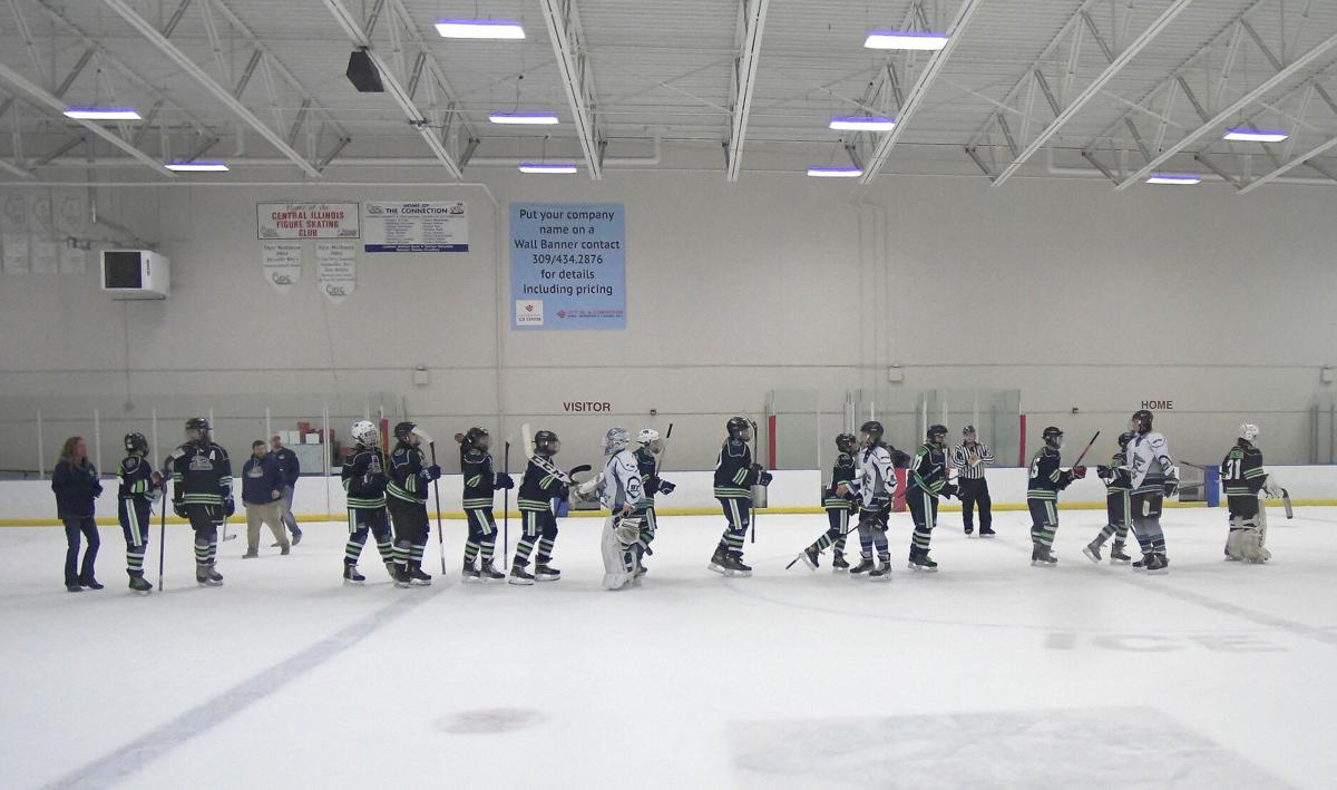 A shot at history: Illinois State Women's Ice Hockey Club skates through  inaugural season - News - Illinois State