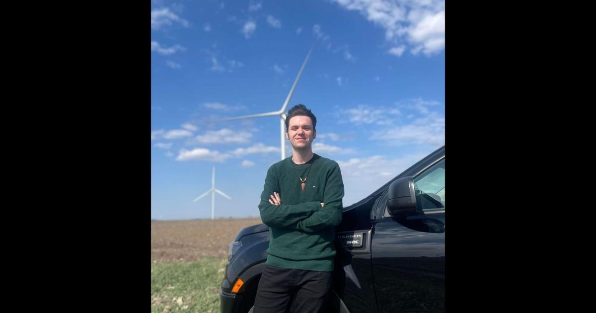 Scott Best, a 24-year-old autoworker, to challenge Rep Ray LaHood for Illinois’ 16th District