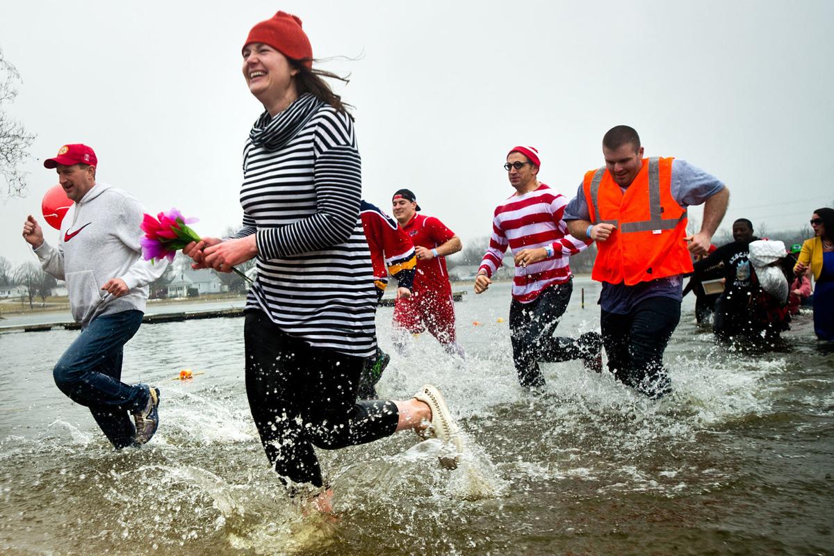 022419-blm-loc-22plunge