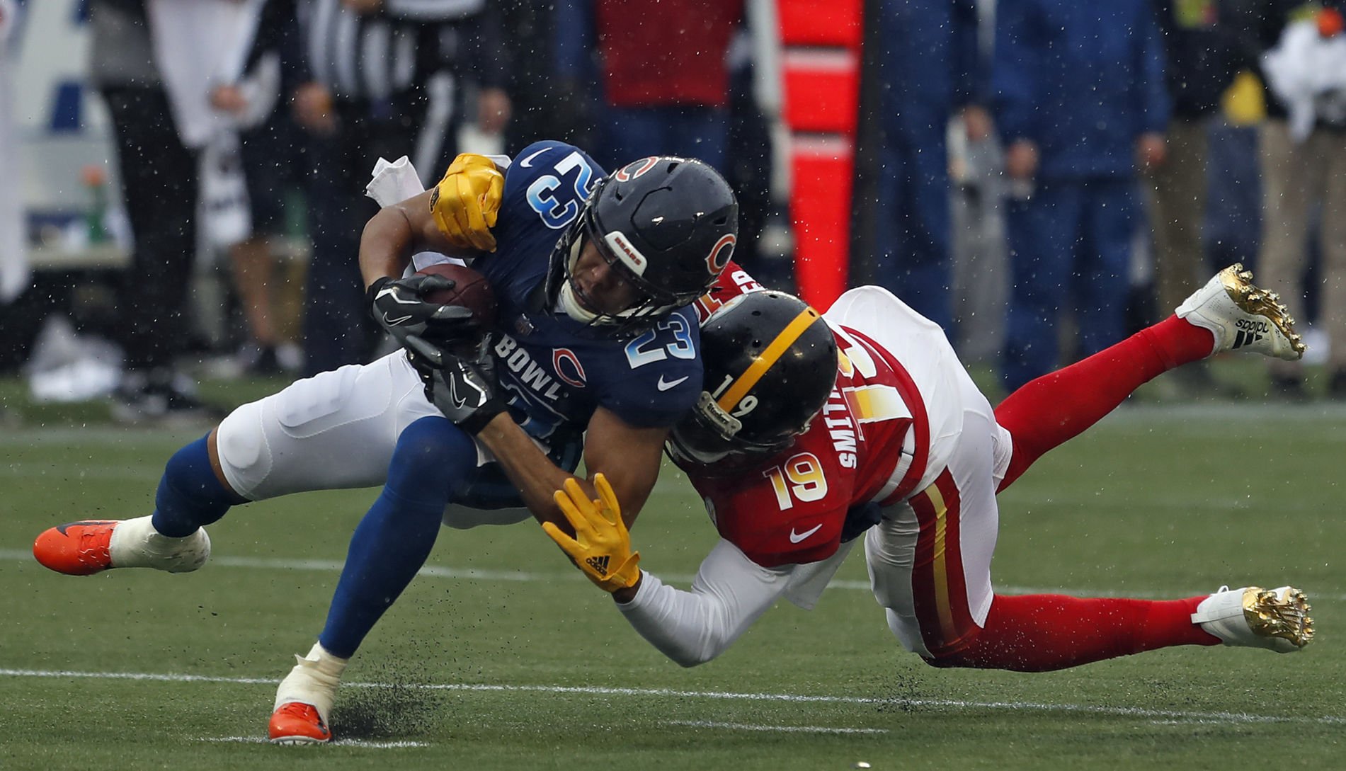Fuller grabs a pick Trubisky throws one in Bears Pro Bowl