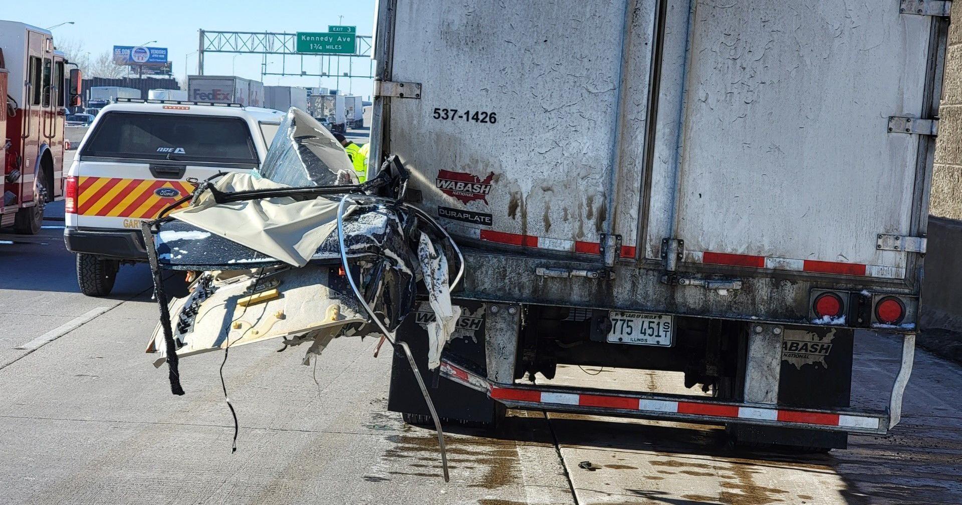Police found grisly scene after Illinois mother, baby were killed in pursuit, court records show