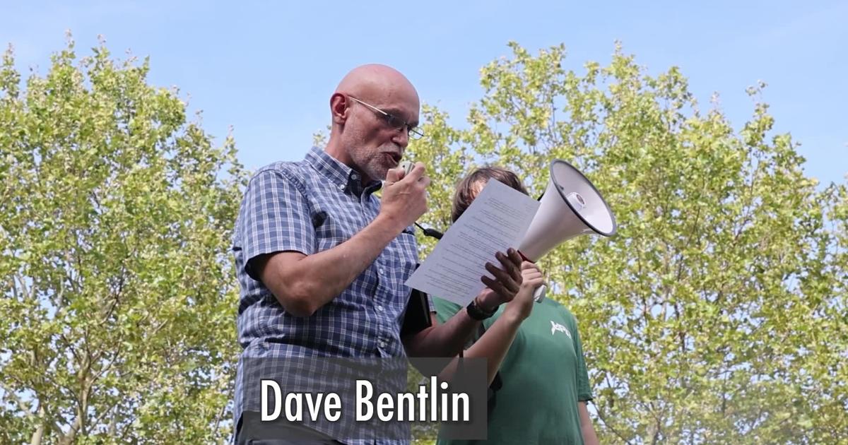 Dave Bentlin speaks at ‘Housing Not Punishment’ rally in Uptown Normal