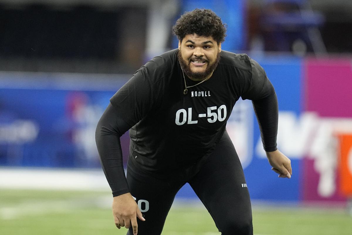 Chicago Bears rookie Darnell Wright will be tested in opener