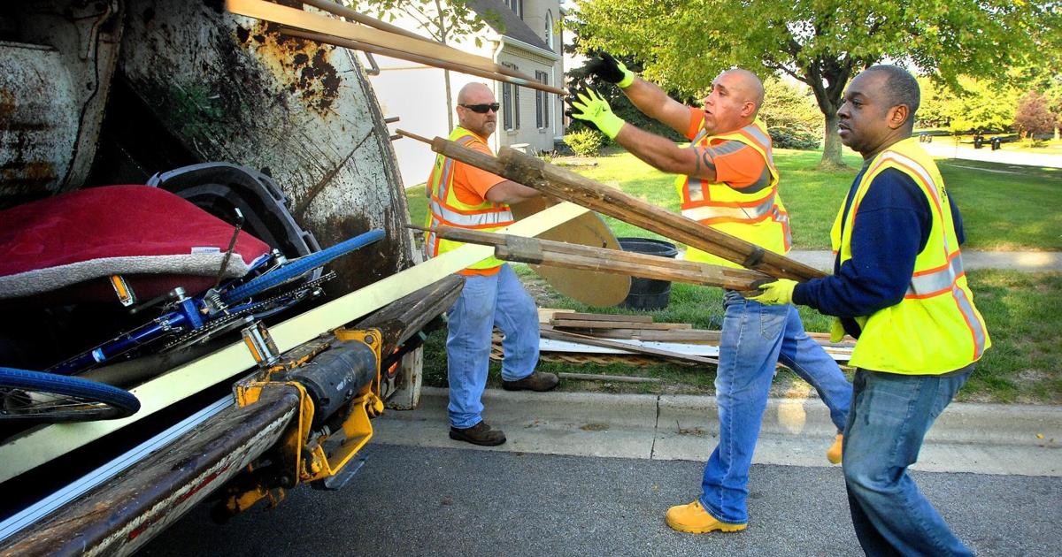 Bloomington Public Works to continue bulk pickup