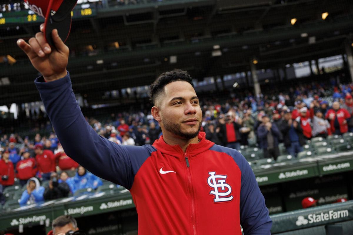 Willson Contreras reacts to boos from Cubs fans