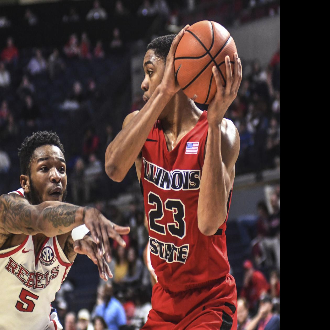 Davis Doesn T Hesitate Brings Ole Miss Into Redbird Arena