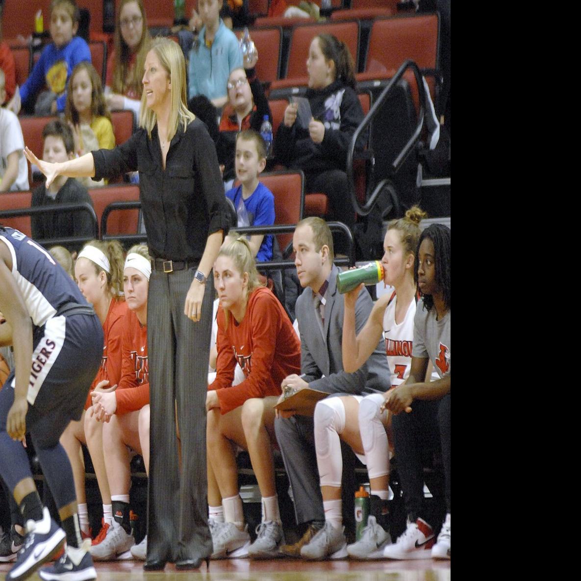 Illinois State Women S Basketball Takes On Missouri Valley Power