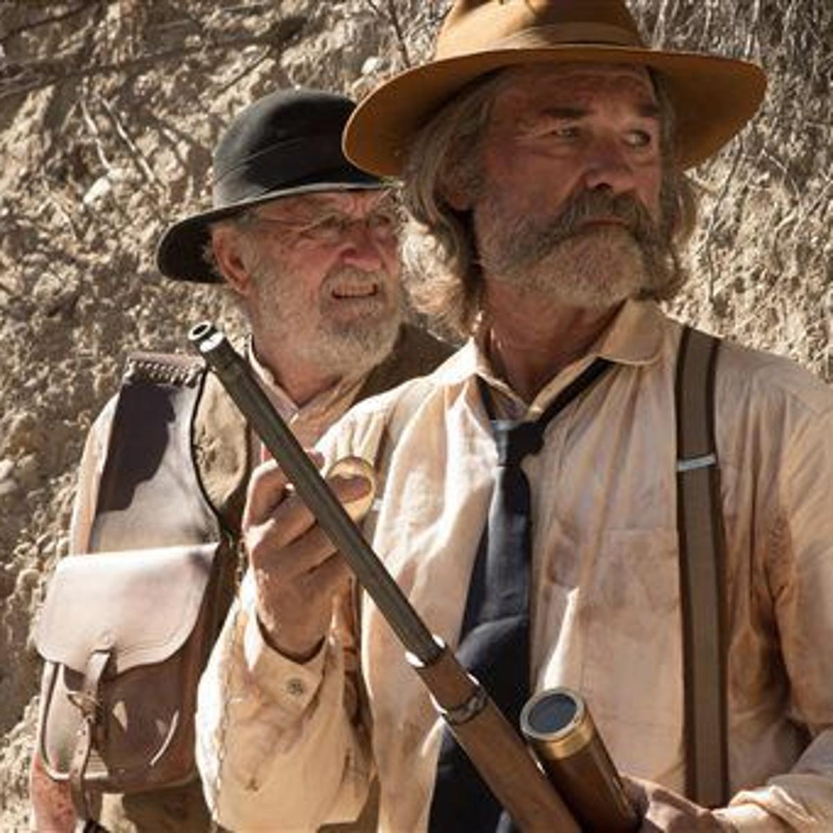 Kurt Russell Saddles Up For Bone Tomahawk Hateful Eight Blm National Wire Pantagraph Com