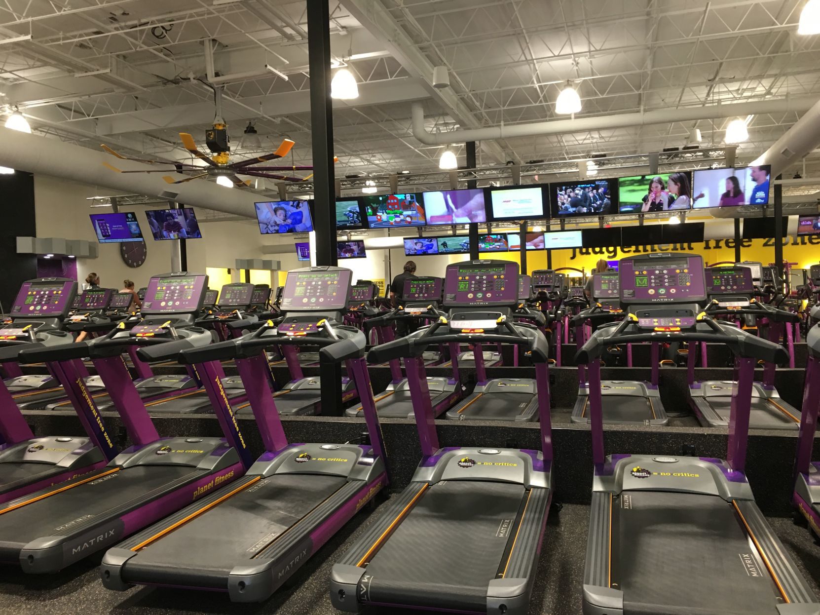 Planet Fitness opens at Eastland Mall H M next week