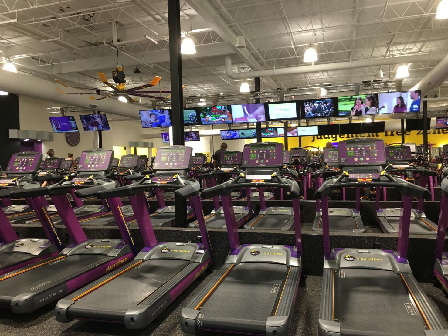 Fitness opens at Eastland Mall; H&M next week