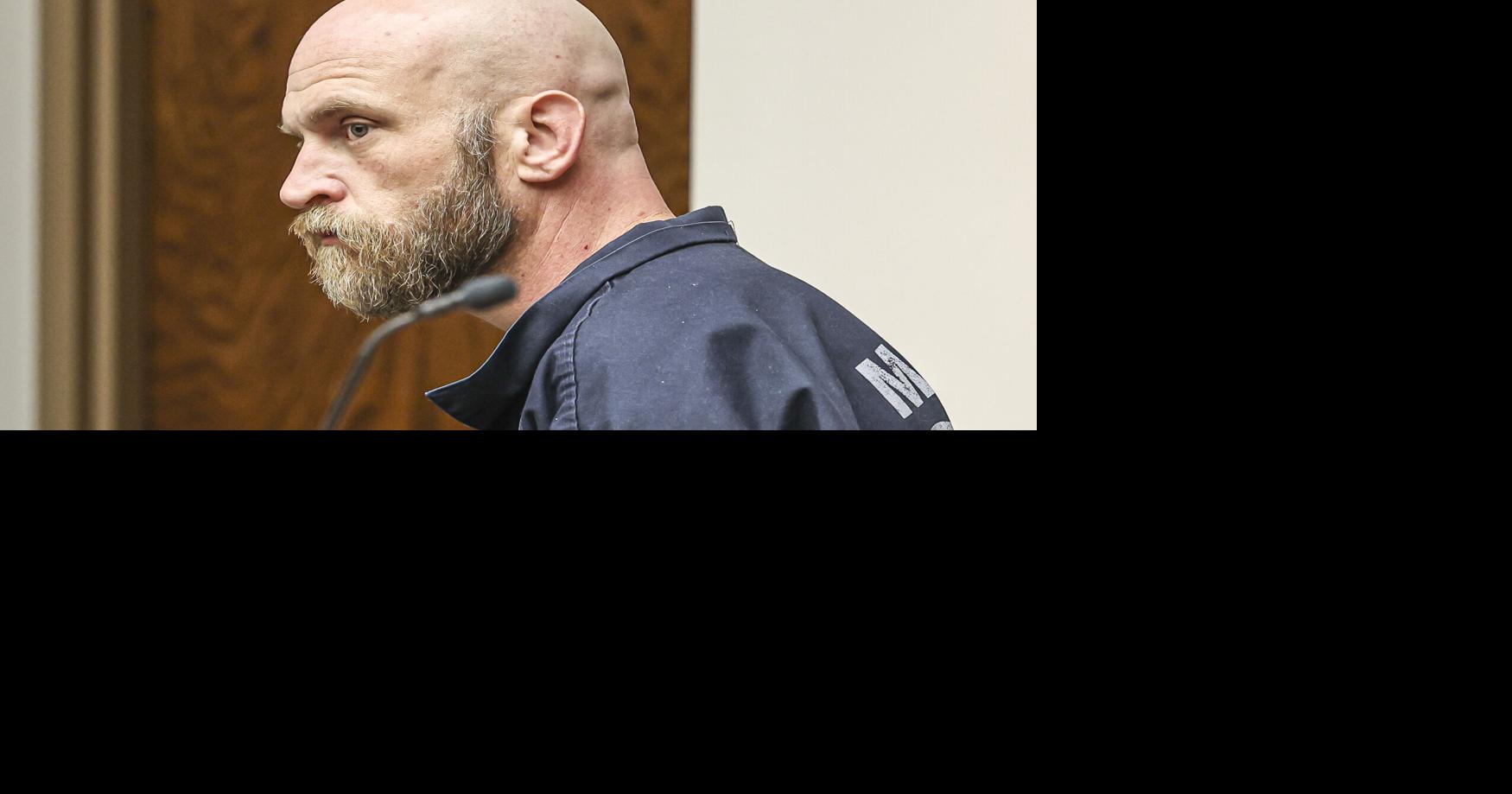 Danvers man awaiting murder trial accused of battery in McLean County jail