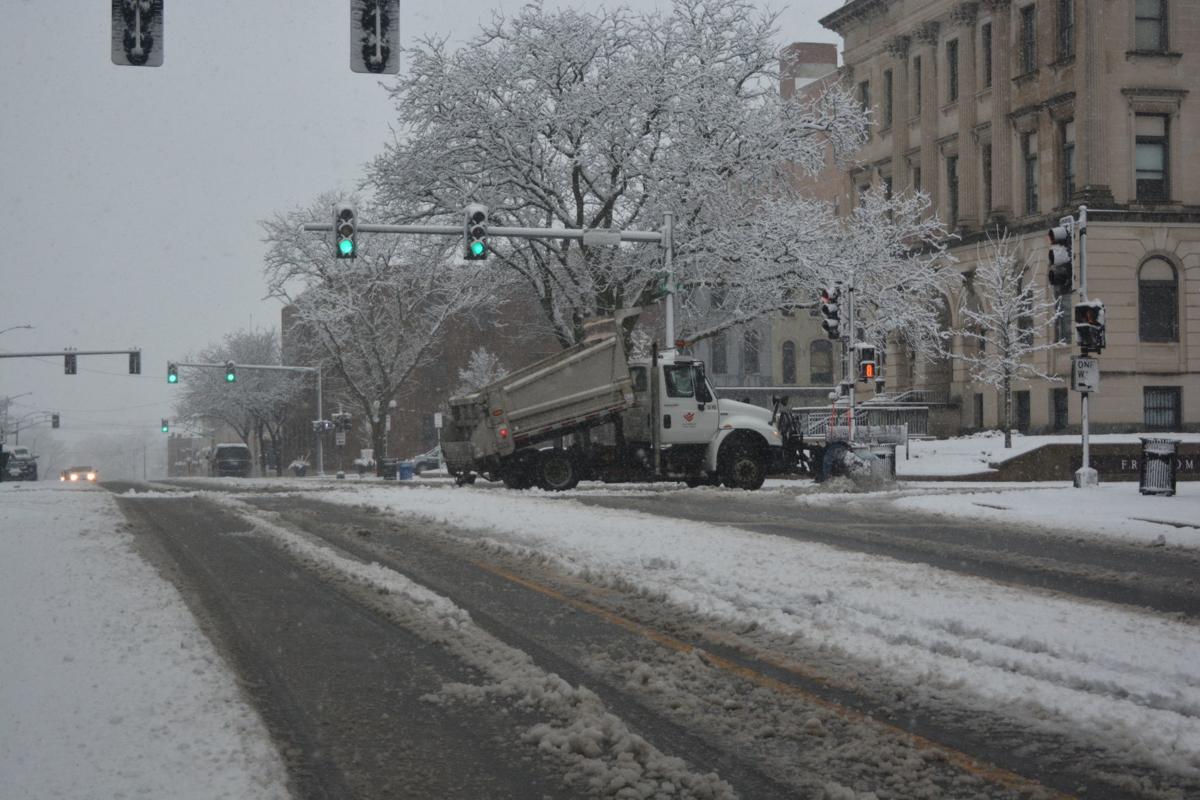 Winter Returns To Central Illinois 1 3 Inches Of Snow