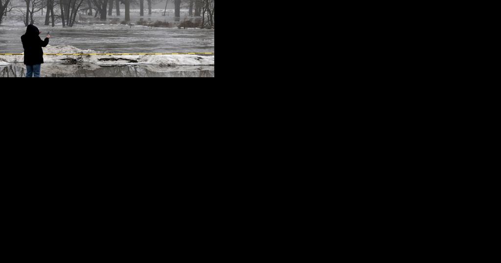Evacuations underway in NE Illinois after ice jam break on river causes flooding - Vimarsana News