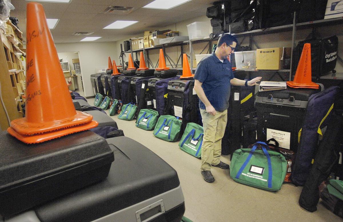 Télécharger gratuitement Images Mclean County Bloomington Change Three Polling Places As le plus cool par