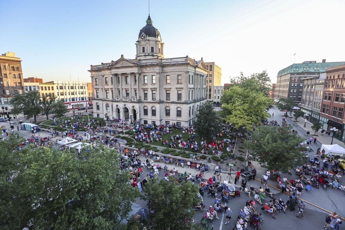 Saturdays on the Square concerts return to downtown Bloomington 🎵