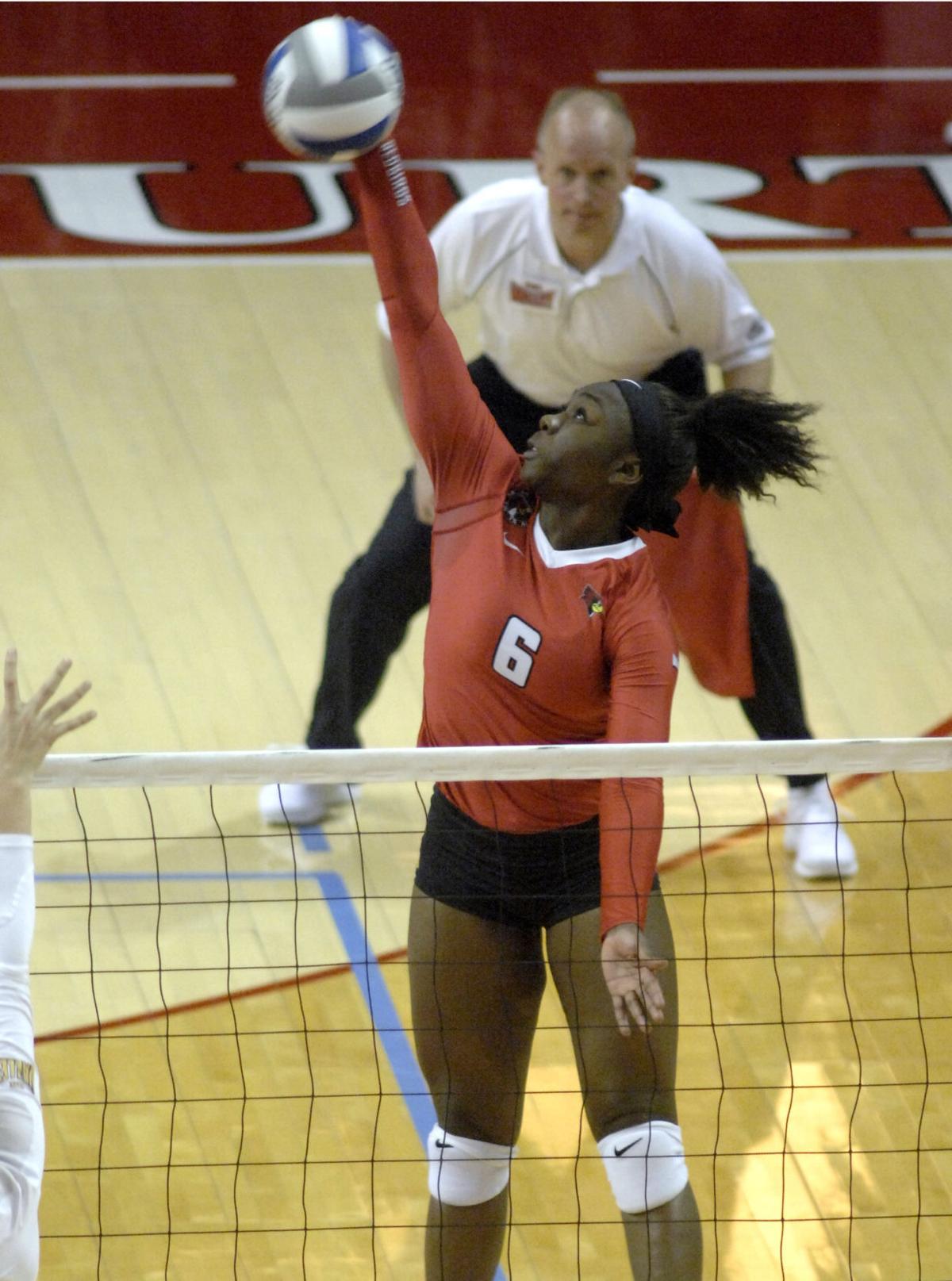 Thomas, No. 25 UNI dispatch Redbirds in MVC volleyball Illinois State