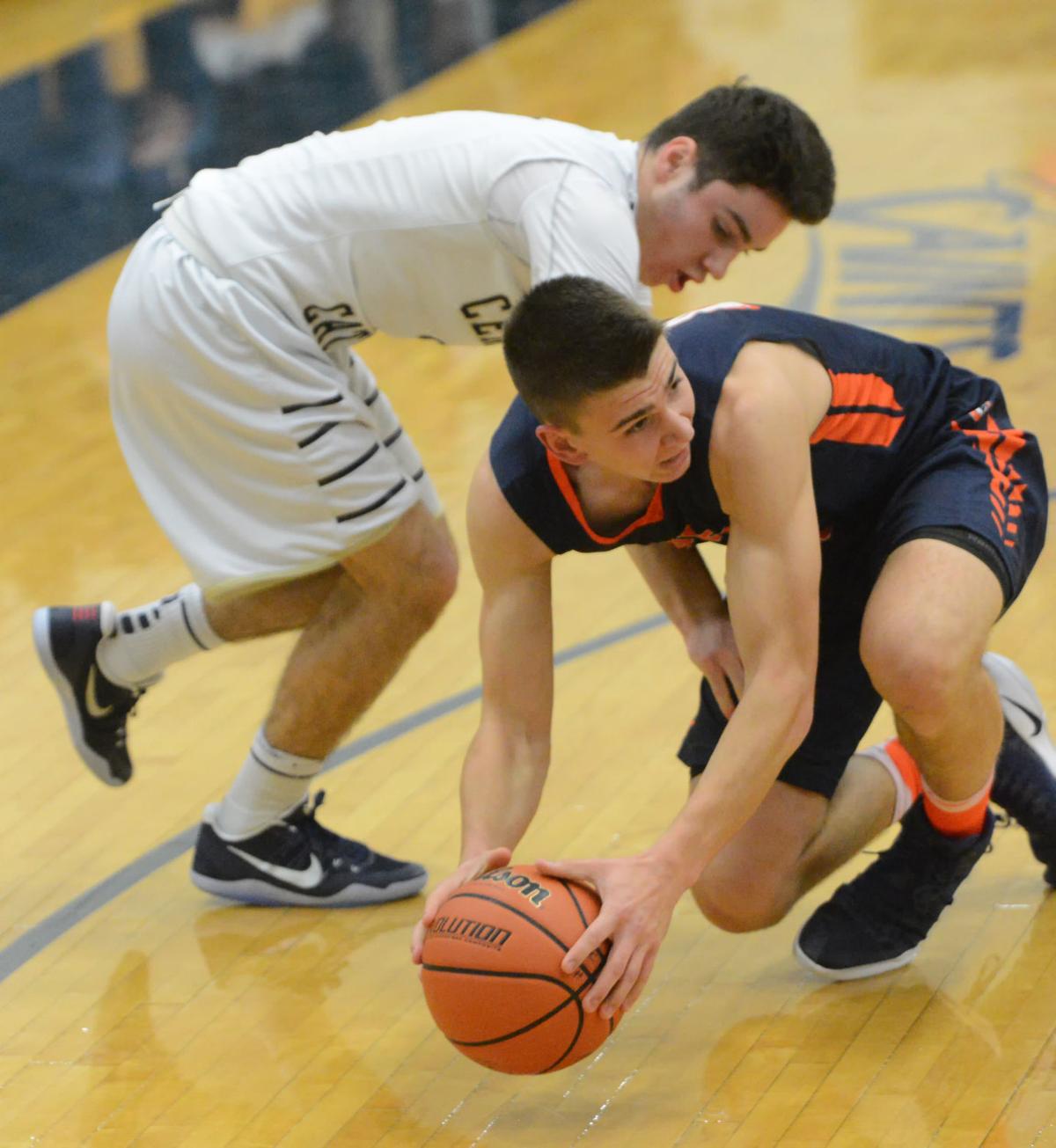 Noe helps lift Mahomet-Seymour past Saints | Central Catholic