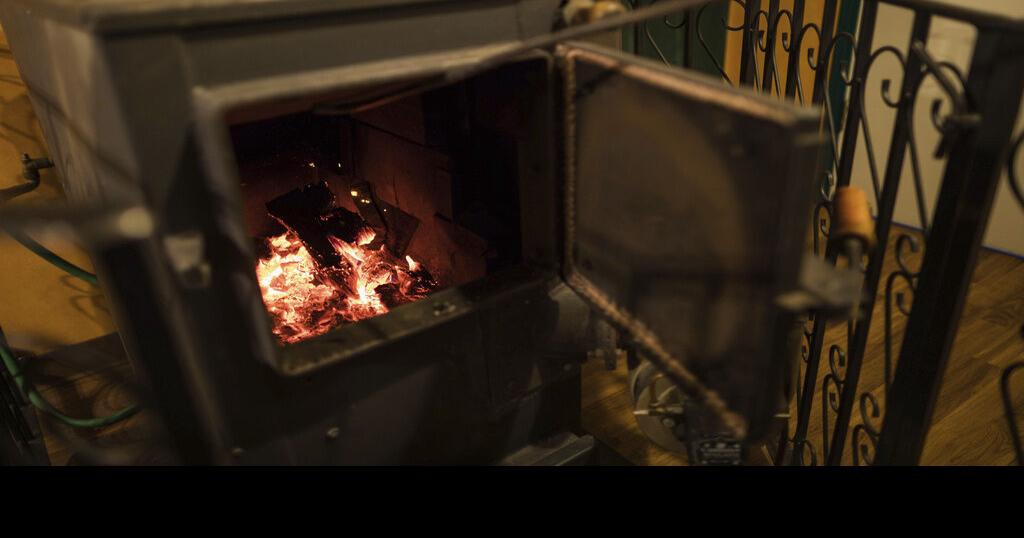 10 states plan to sue EPA over standards for residential wood-burning stoves