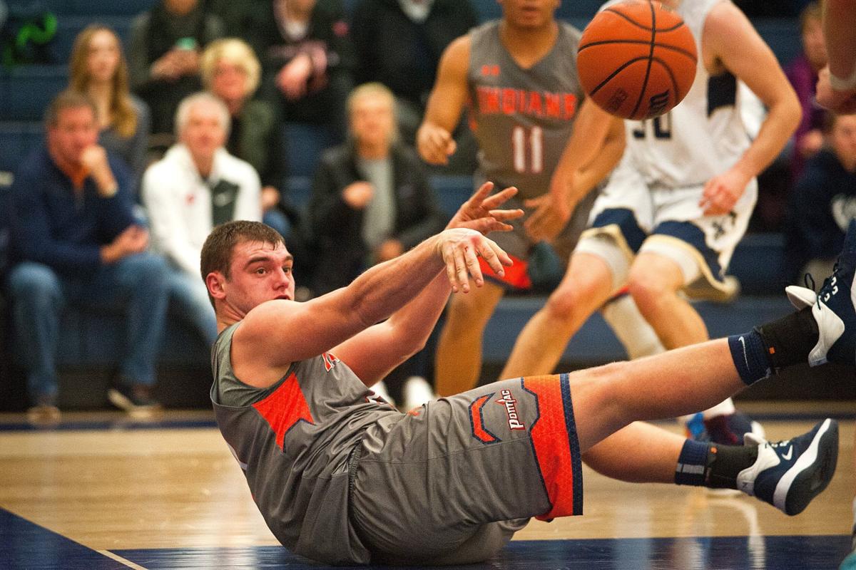 Ryan Weir Scores 34 As Pontiac Edges Central Catholic Amid
