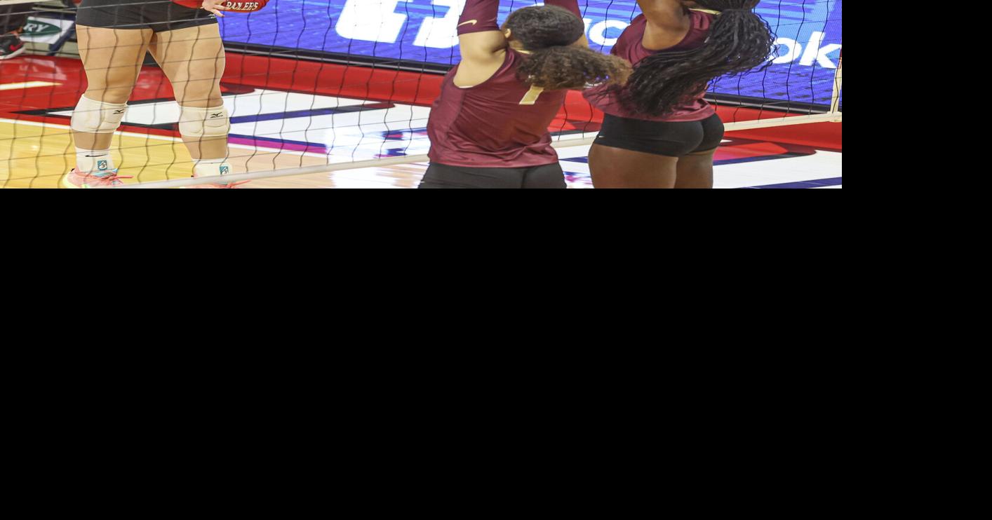 Lincoln volleyball Nov. 10, 2023