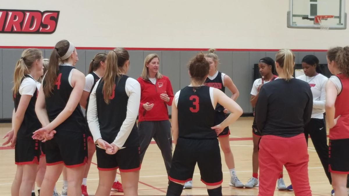Illinois State Women S Basketball Seeks To Bounce Back On Offense