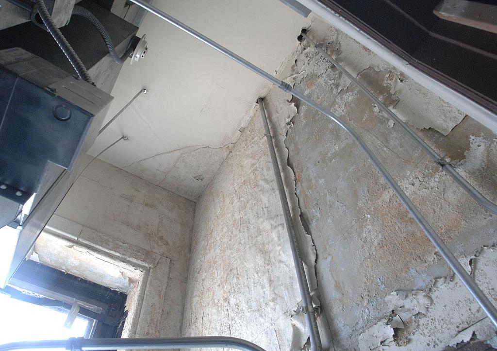 Massive Roof Failure At Mclean County Museum Of History Prompts County Action Politics Pantagraph Com