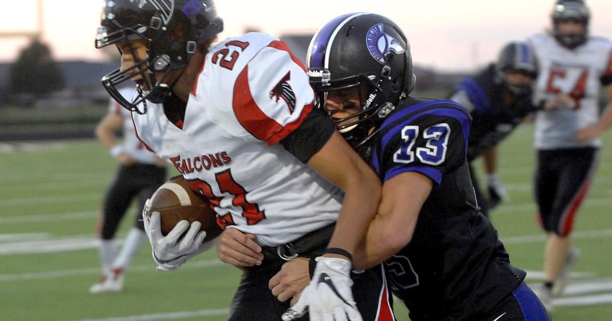 Holt, Barnes provide GCMS football boost