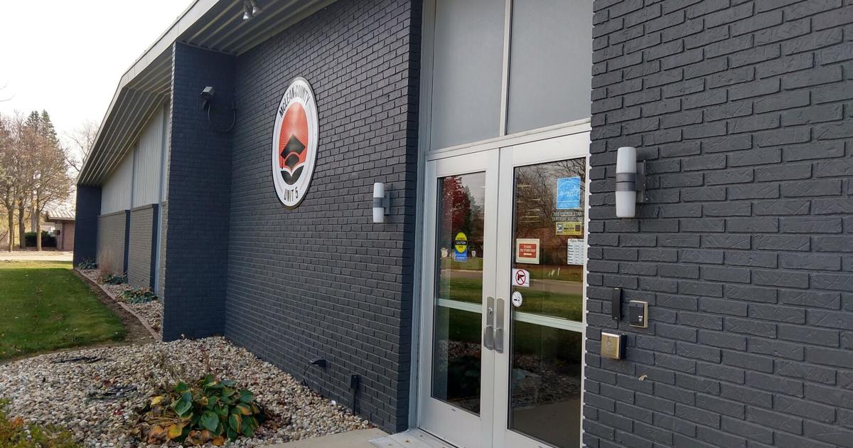 McLean County Unit 5 amended budget shows new expenditures