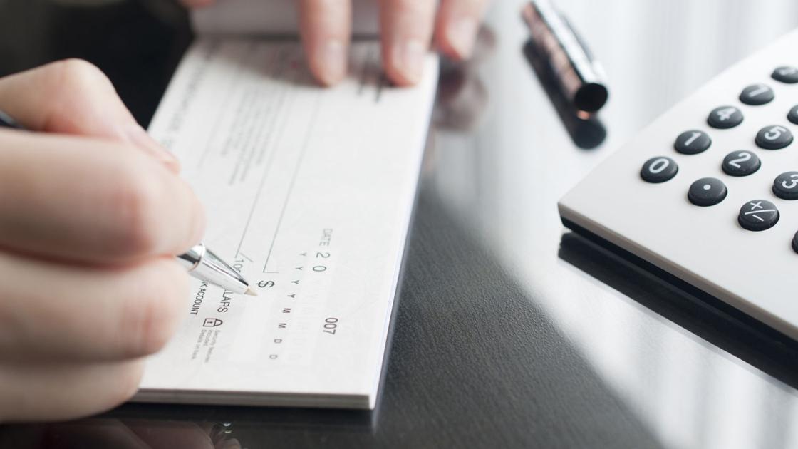 Fewer banks offering free checking accounts