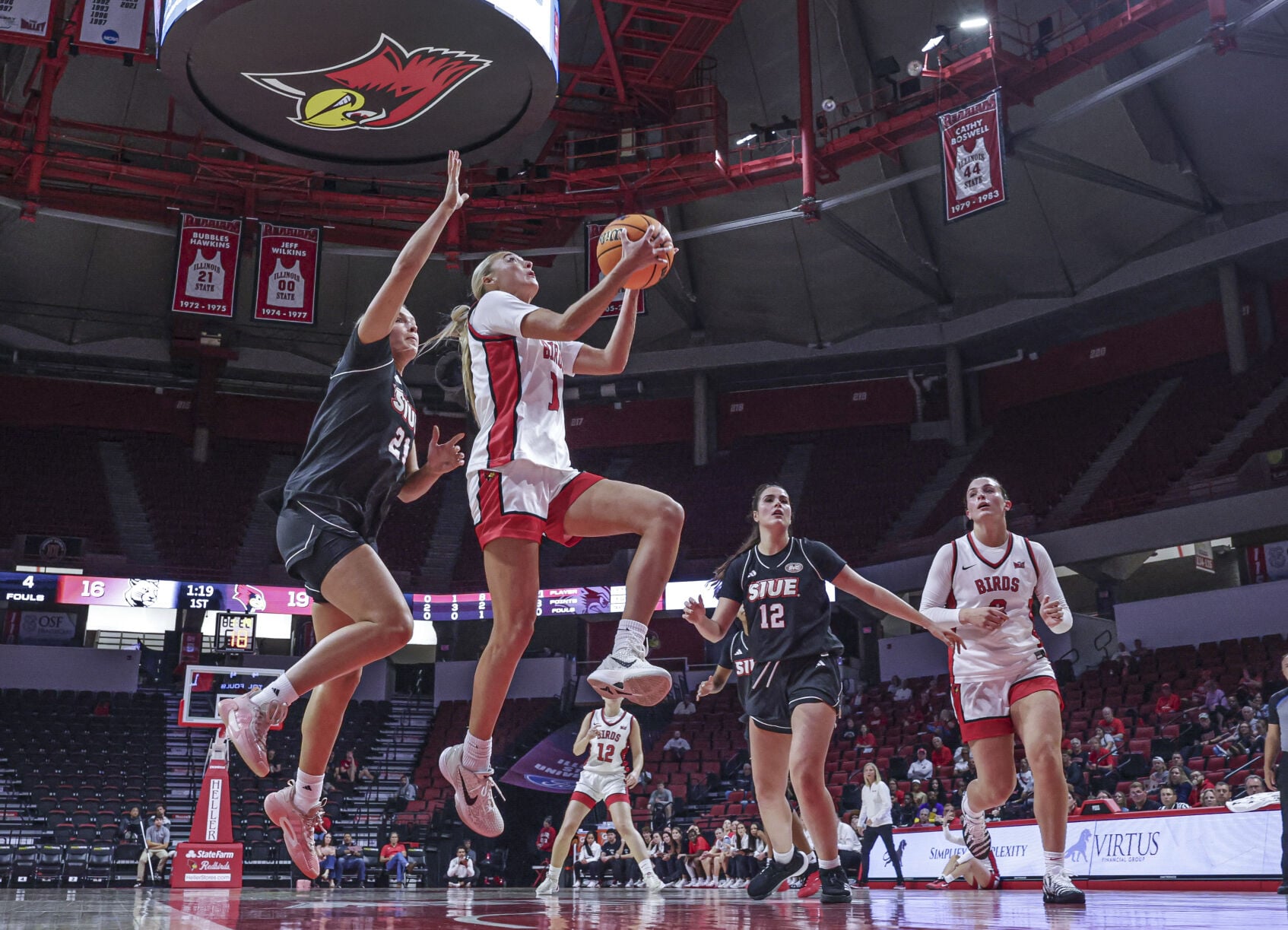 Welcome Email Copy Photos: Redbirds welcome Cougars to CEFCU Arena for exhibition tune-up