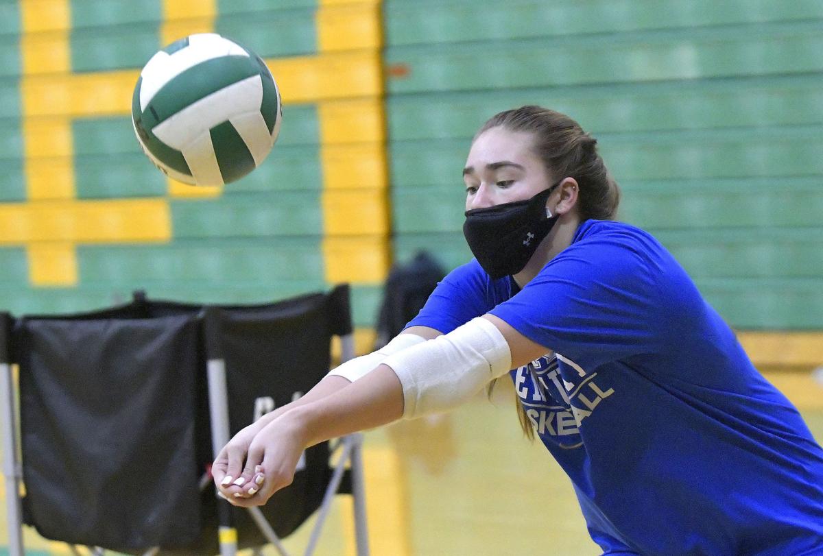 Watch Now University High Volleyball Team On Cruise Control During 5 0 Start High School Volleyball Pantagraph Com Watch Now University High Volleyball Team On Cruise Control During 5 0 Start High School Volleyball Pantagraph Com