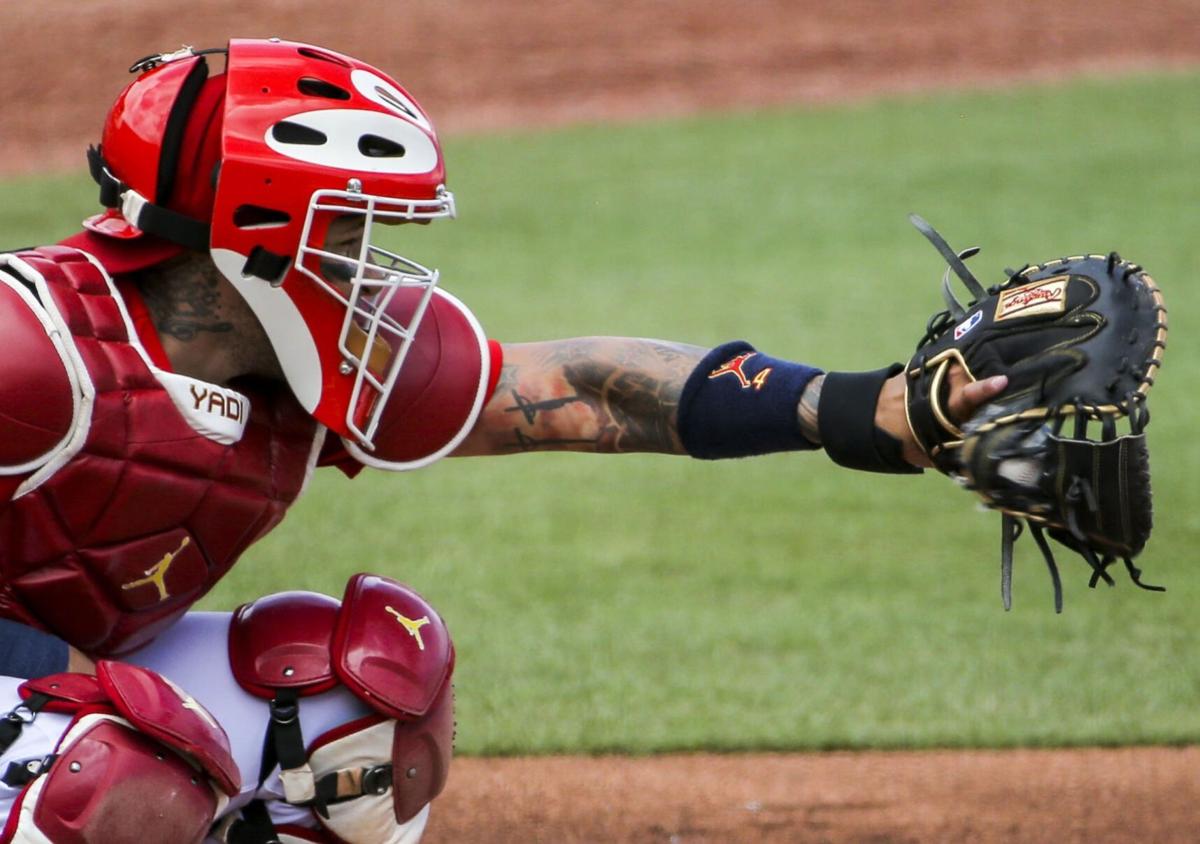 Player profile of Yadier Molina, catcher, St. Louis Cardinals