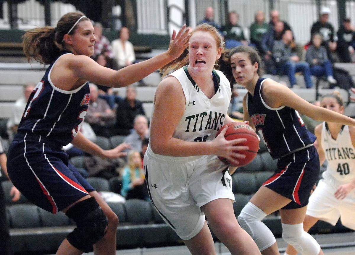 Iwu Women Solve Wheaton Puzzle In Win Illinois Wesleyan