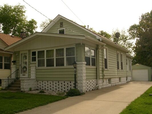2 Bedroom Home in Bloomington - $85,900
