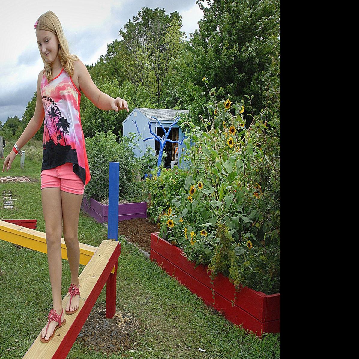 Community Improvement Lowe S Employees Refresh Youth Garden
