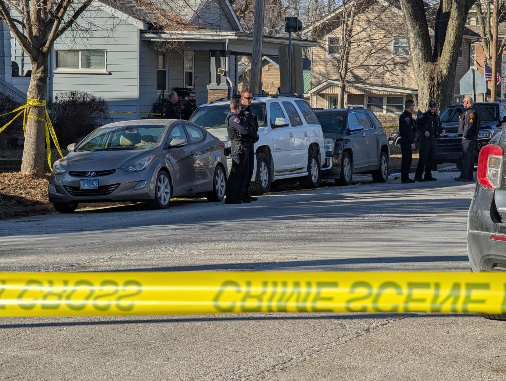 Bloomington police release few details on Lee Street deaths