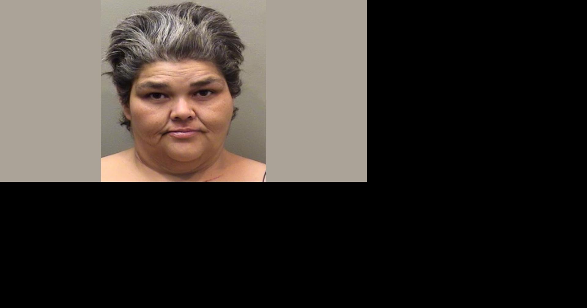 Woman charged with felony battery after man stabbed in Bloomington