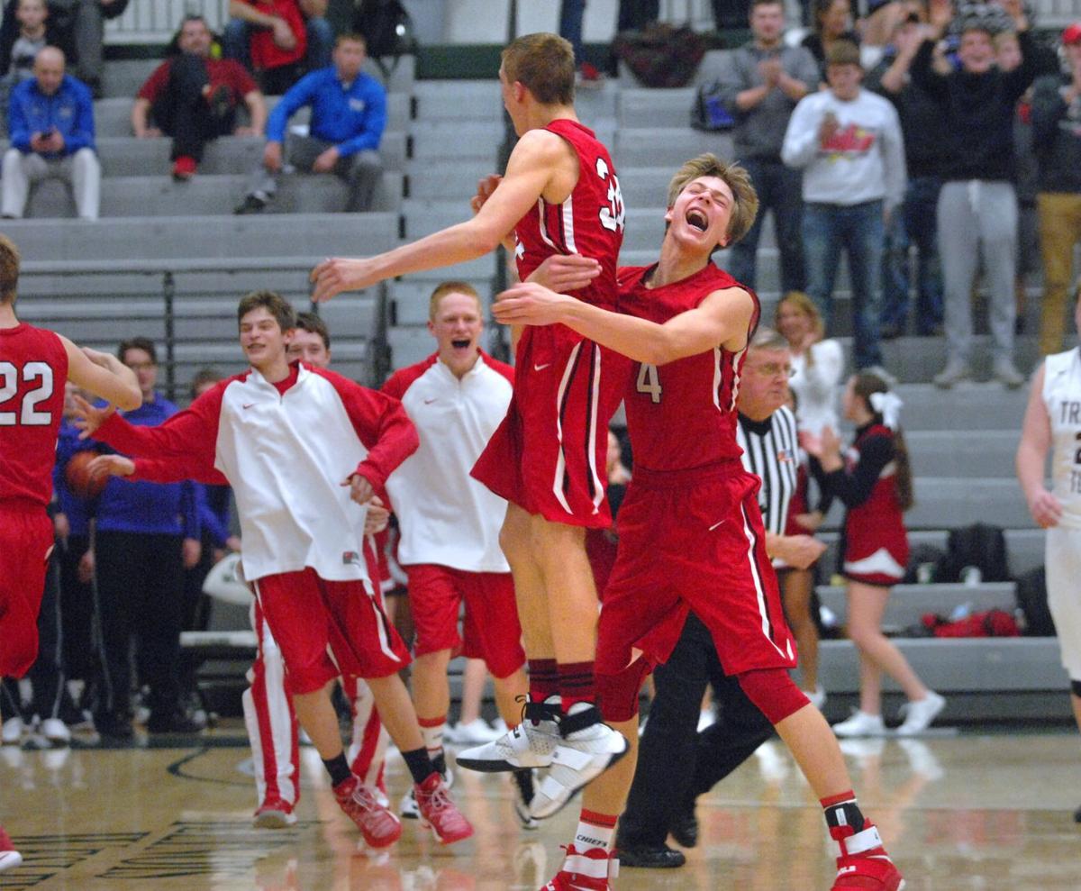 McLean County boys DeeMack tips Tremont in OT; EPG advances High