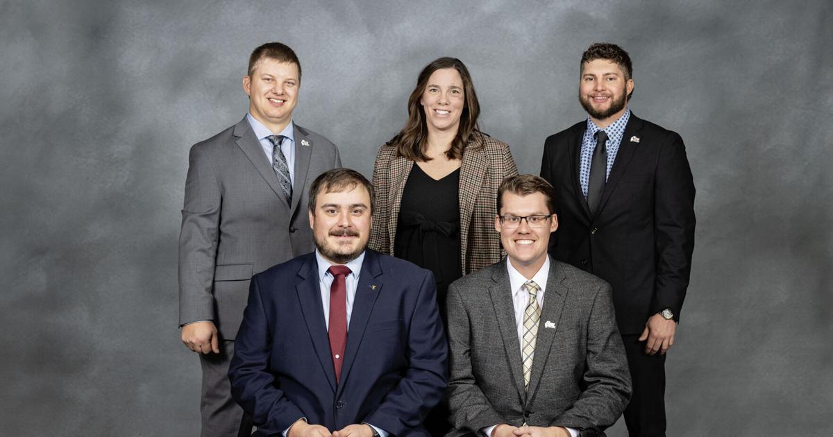 Illinois Farm Bureau Young Leader Committee members elected
