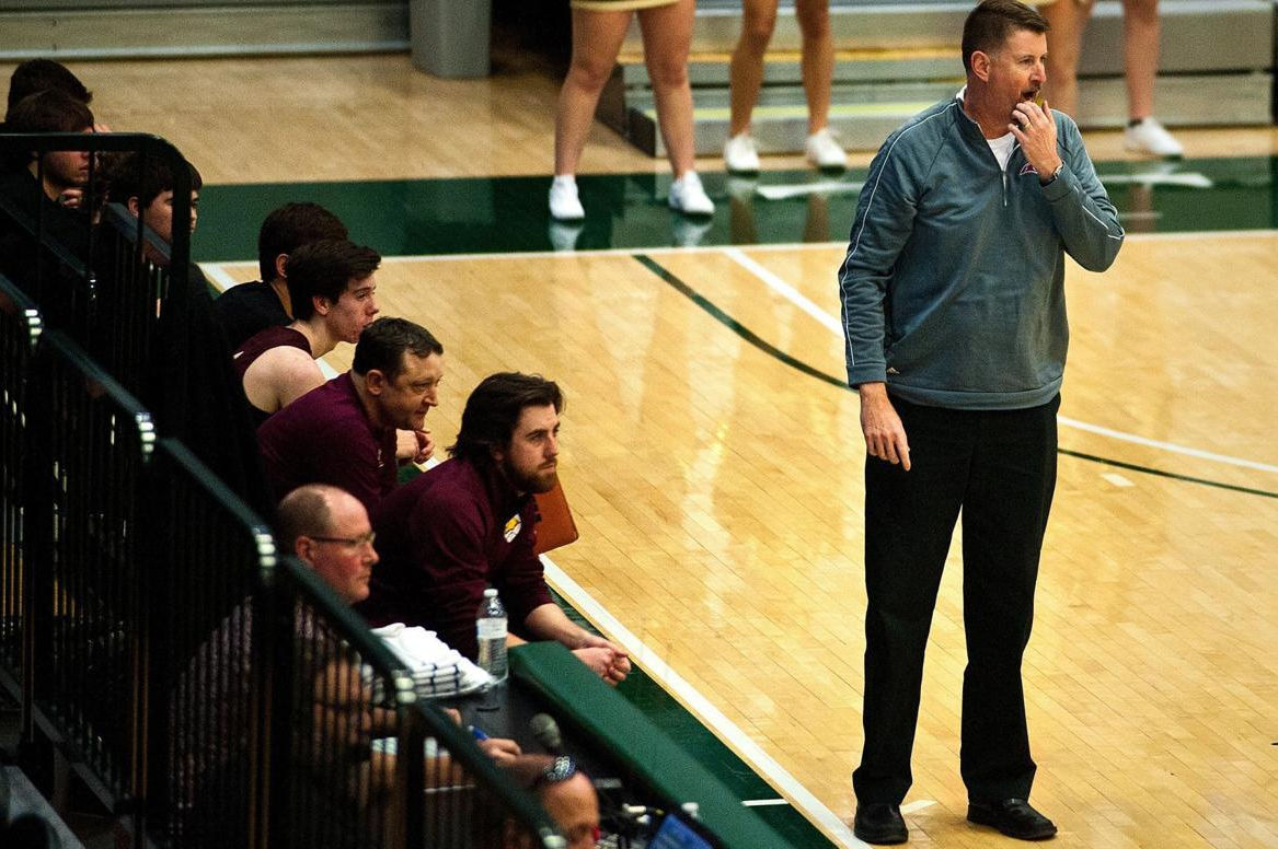 Kindred: Oh my God, I had three of the misses?' — Mark Edmundson on a night Illinois Wesleyan's ...