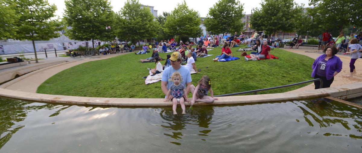 Uptown Circle