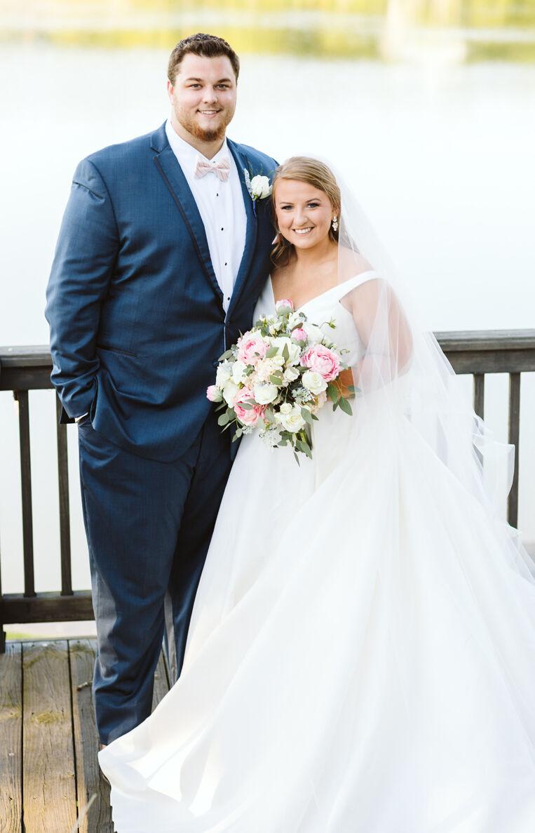 maupin-walker-marry-at-sandy-creek-farms-weddings-parispi
