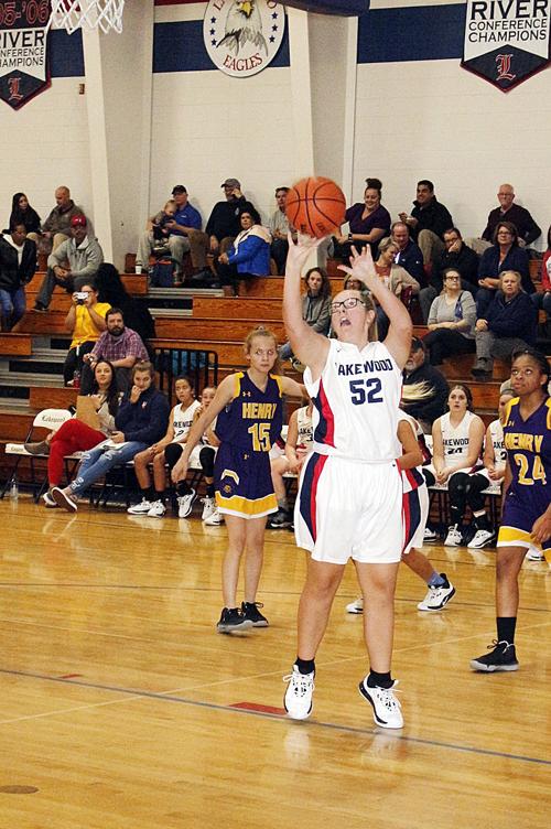 Chandler puts up a shot
