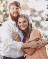 Thompson, White to wed Dec. 12